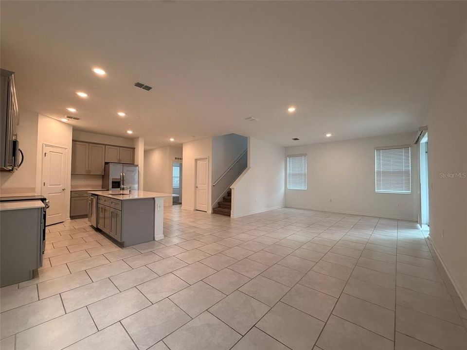 For Rent: $2,700 (4 beds, 3 baths, 2445 Square Feet)