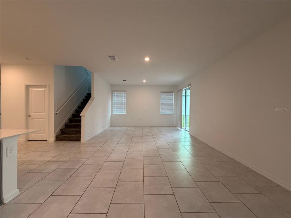 For Rent: $2,700 (4 beds, 3 baths, 2445 Square Feet)