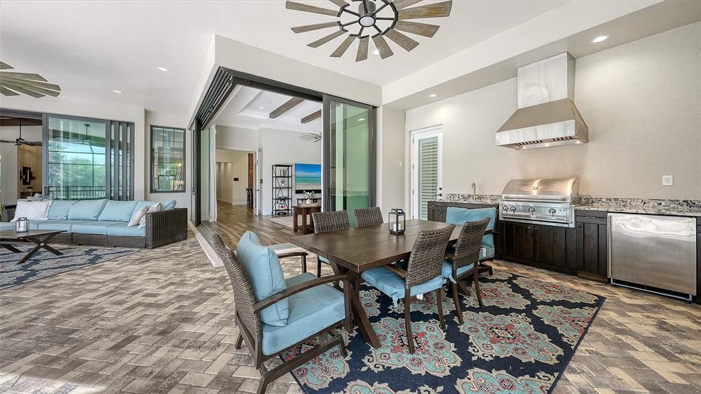 Active With Contract: $2,899,500 (5 beds, 4 baths, 4267 Square Feet)