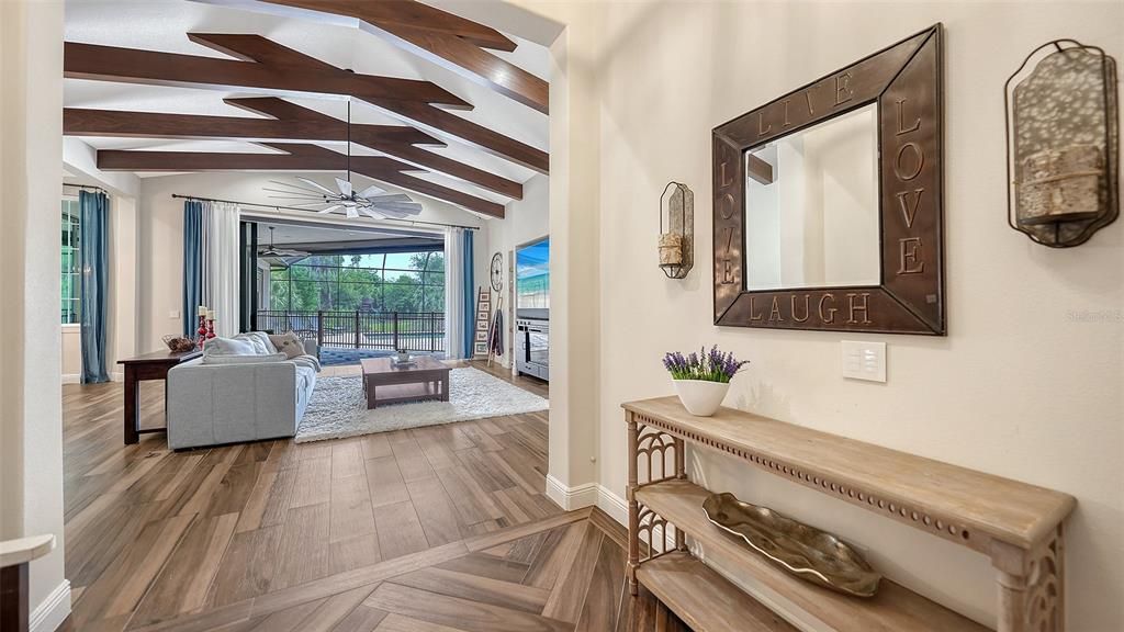 Active With Contract: $2,899,500 (5 beds, 4 baths, 4267 Square Feet)