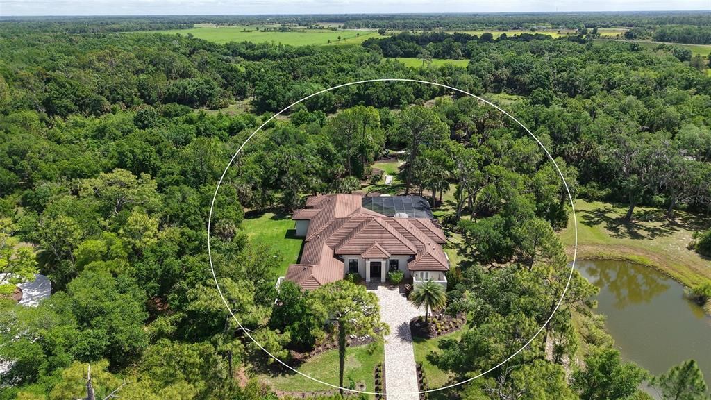 Active With Contract: $2,899,500 (5 beds, 4 baths, 4267 Square Feet)