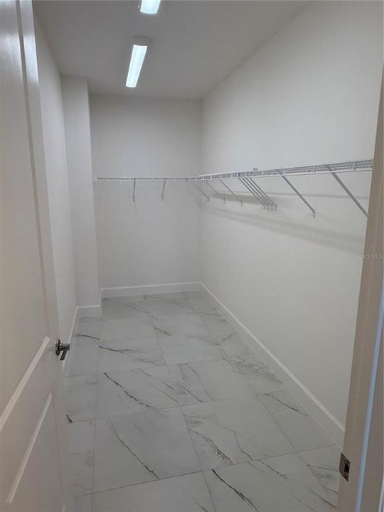 For Rent: $2,500 (2 beds, 2 baths, 1293 Square Feet)