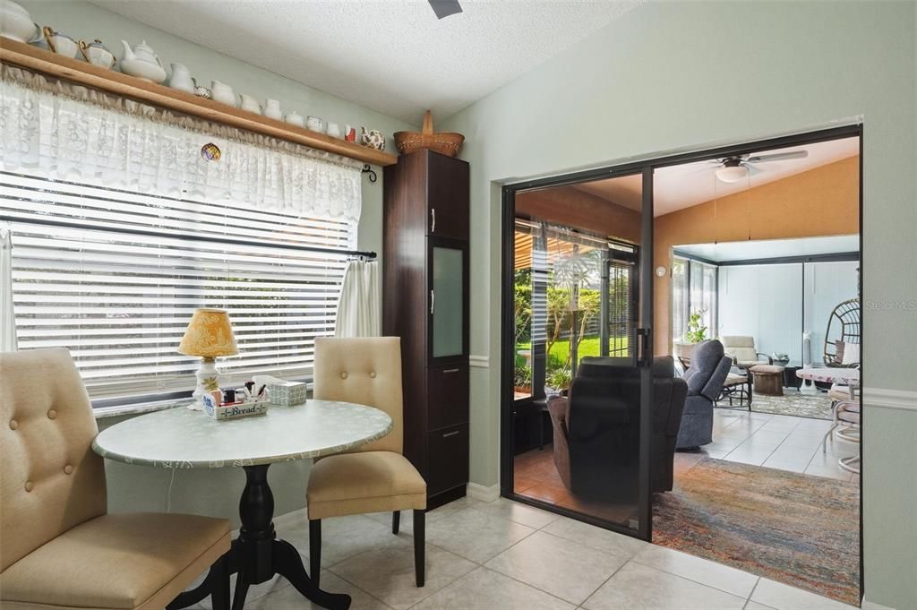 Activo con contrato: $339,000 (3 camas, 2 baños, 1736 Pies cuadrados)