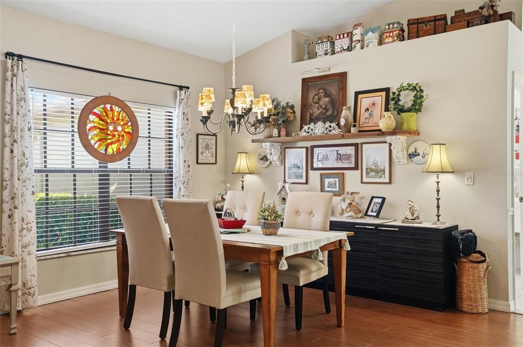 Activo con contrato: $339,000 (3 camas, 2 baños, 1736 Pies cuadrados)