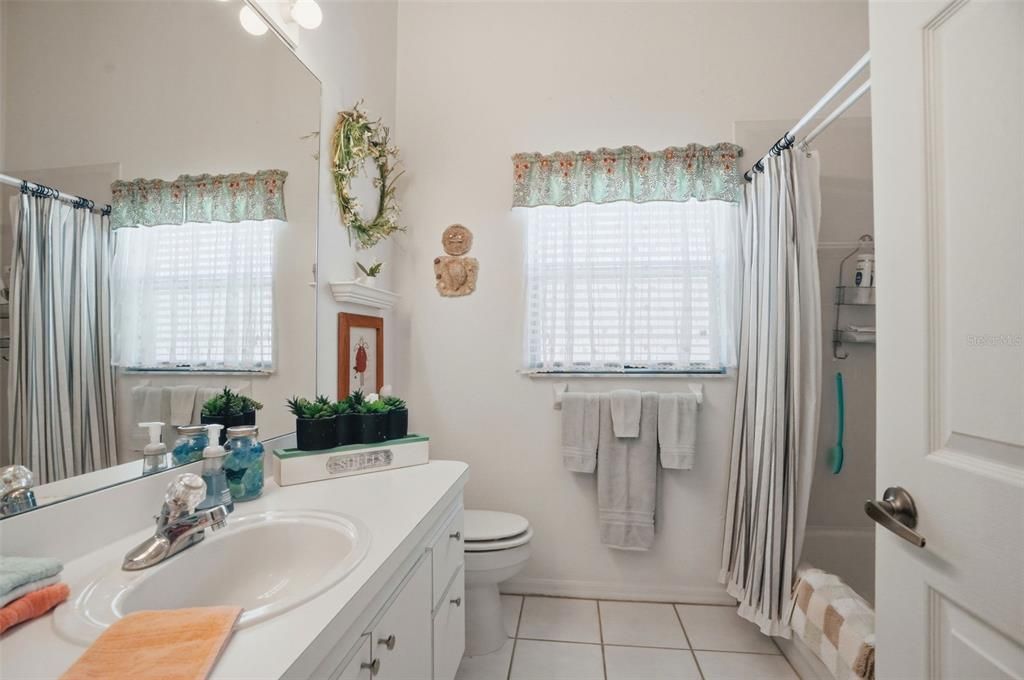 Activo con contrato: $339,000 (3 camas, 2 baños, 1736 Pies cuadrados)