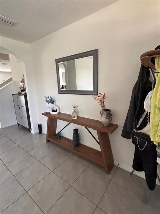 En Renta: $3,550 (5 camas, 3 baños, 2605 Pies cuadrados)