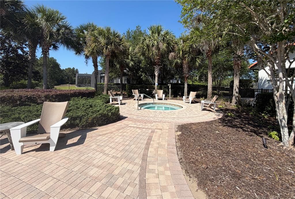 For Sale: $550,000 (6 beds, 5 baths, 3505 Square Feet)