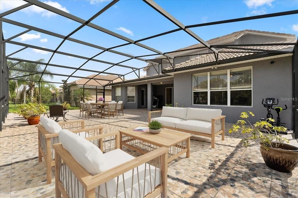 En Venta: $599,000 (6 camas, 5 baños, 3651 Pies cuadrados)