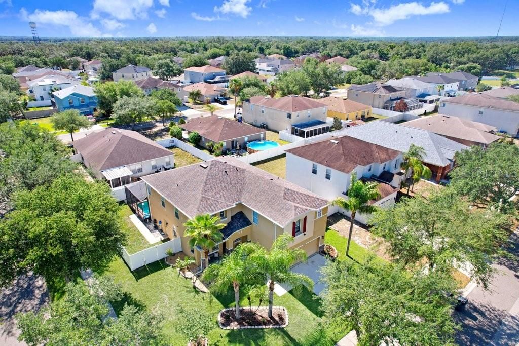 Activo con contrato: $525,000 (4 camas, 3 baños, 3563 Pies cuadrados)