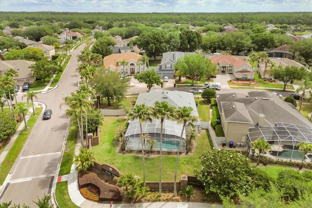 Active With Contract: $599,000 (4 beds, 3 baths, 2280 Square Feet)