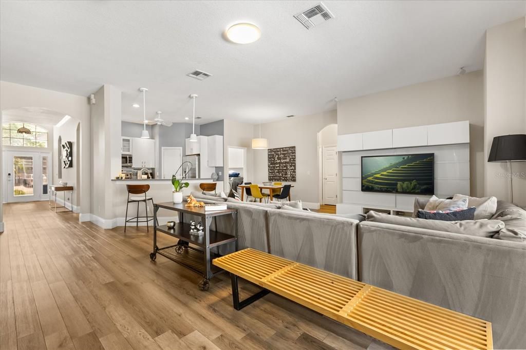 Active With Contract: $599,000 (4 beds, 3 baths, 2280 Square Feet)