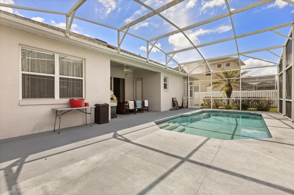 Active With Contract: $599,000 (4 beds, 3 baths, 2280 Square Feet)