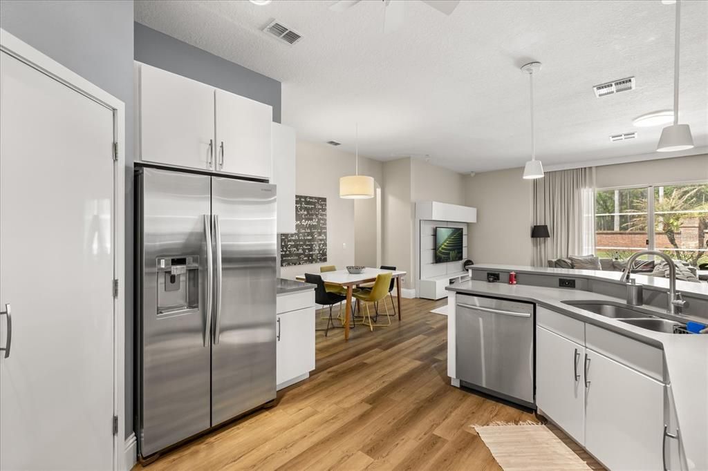 Active With Contract: $599,000 (4 beds, 3 baths, 2280 Square Feet)