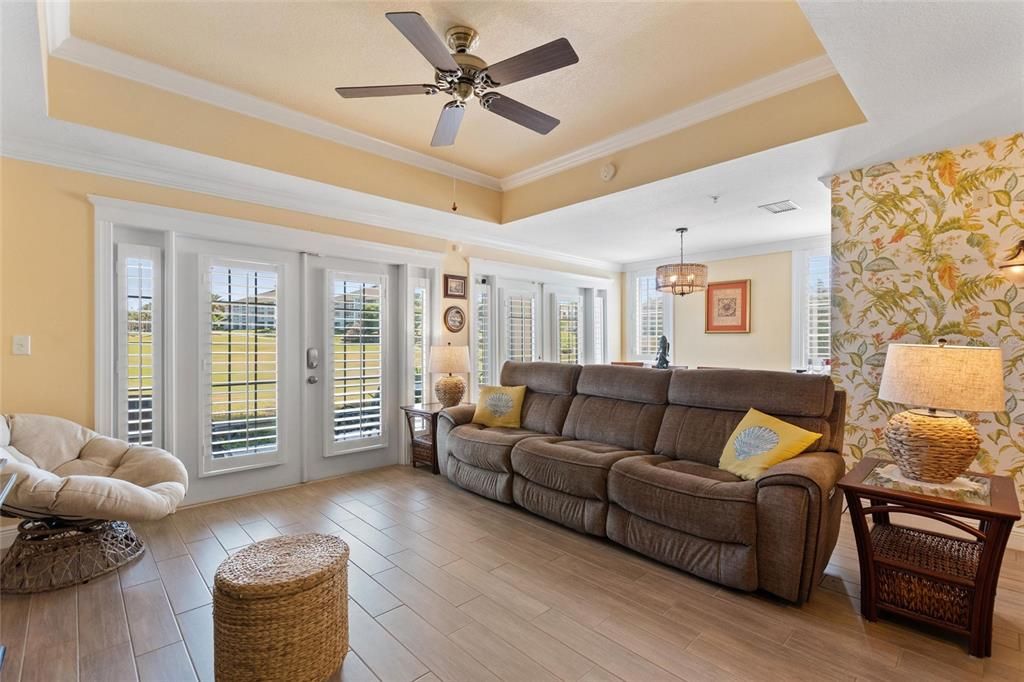 For Sale: $349,000 (3 beds, 2 baths, 2069 Square Feet)