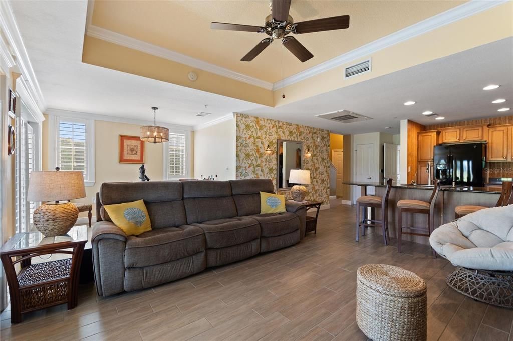 For Sale: $349,000 (3 beds, 2 baths, 2069 Square Feet)