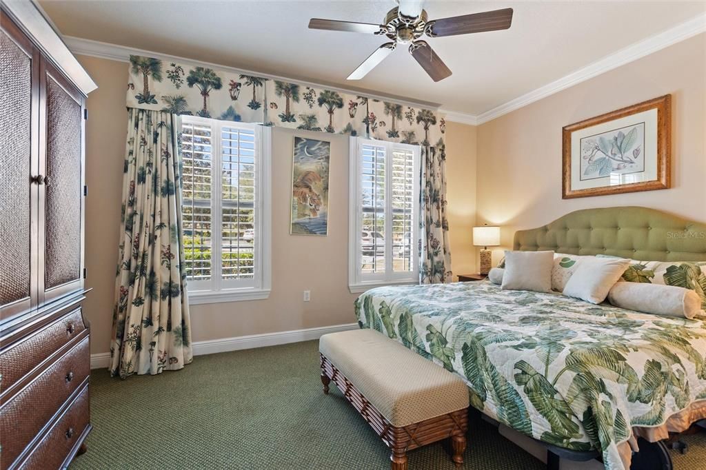 For Sale: $349,000 (3 beds, 2 baths, 2069 Square Feet)