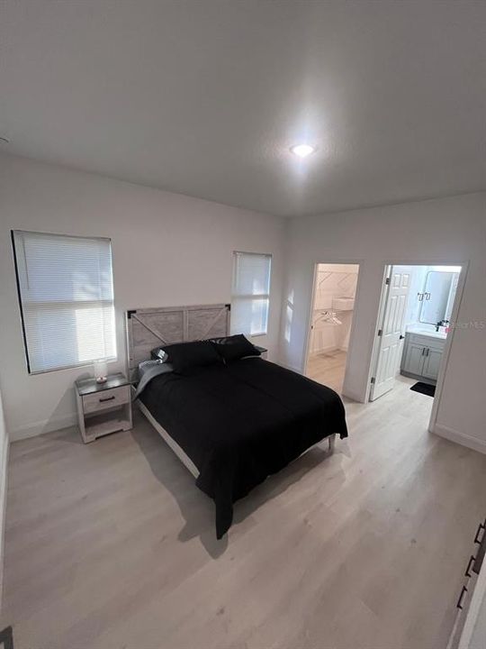 En Renta: $2,300 (3 camas, 2 baños, 1642 Pies cuadrados)