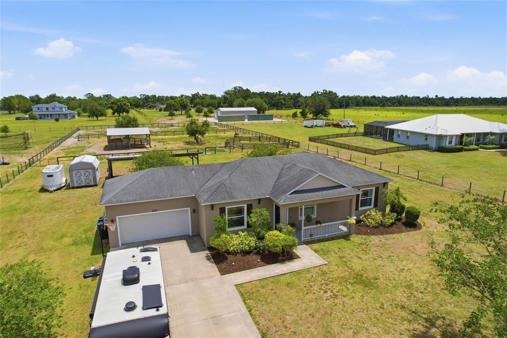 Active With Contract: $599,999 (3 beds, 2 baths, 1664 Square Feet)