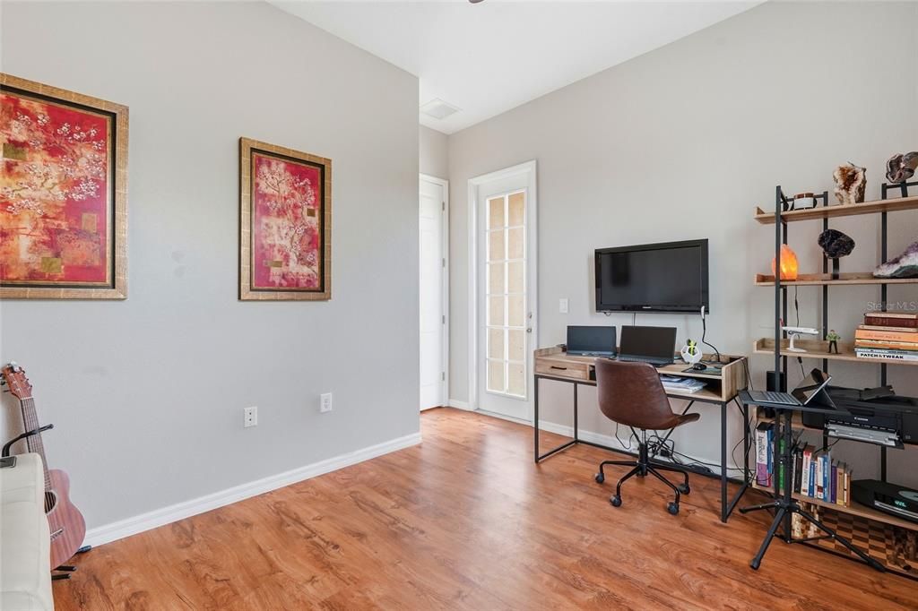 Active With Contract: $599,999 (3 beds, 2 baths, 1664 Square Feet)