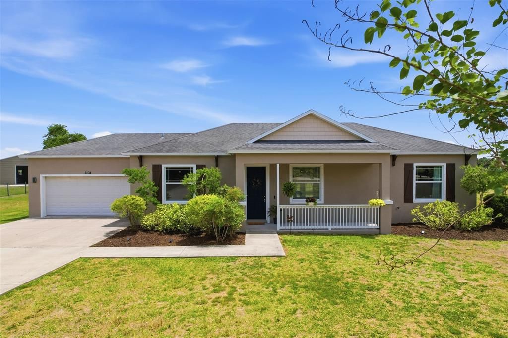 Active With Contract: $599,999 (3 beds, 2 baths, 1664 Square Feet)
