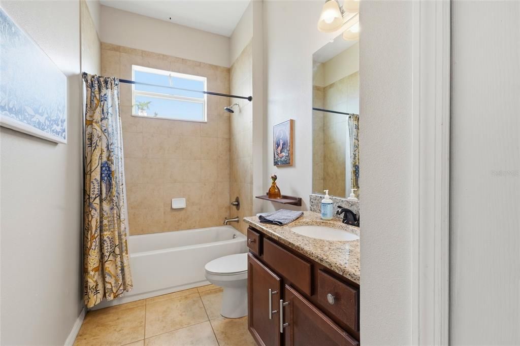Active With Contract: $599,999 (3 beds, 2 baths, 1664 Square Feet)
