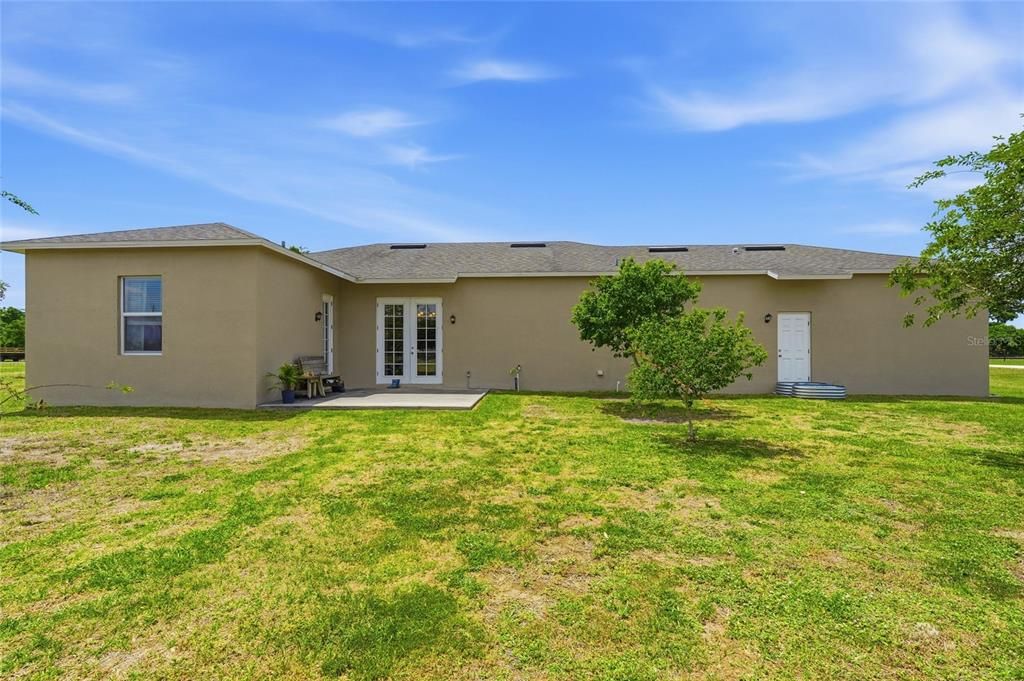Active With Contract: $599,999 (3 beds, 2 baths, 1664 Square Feet)