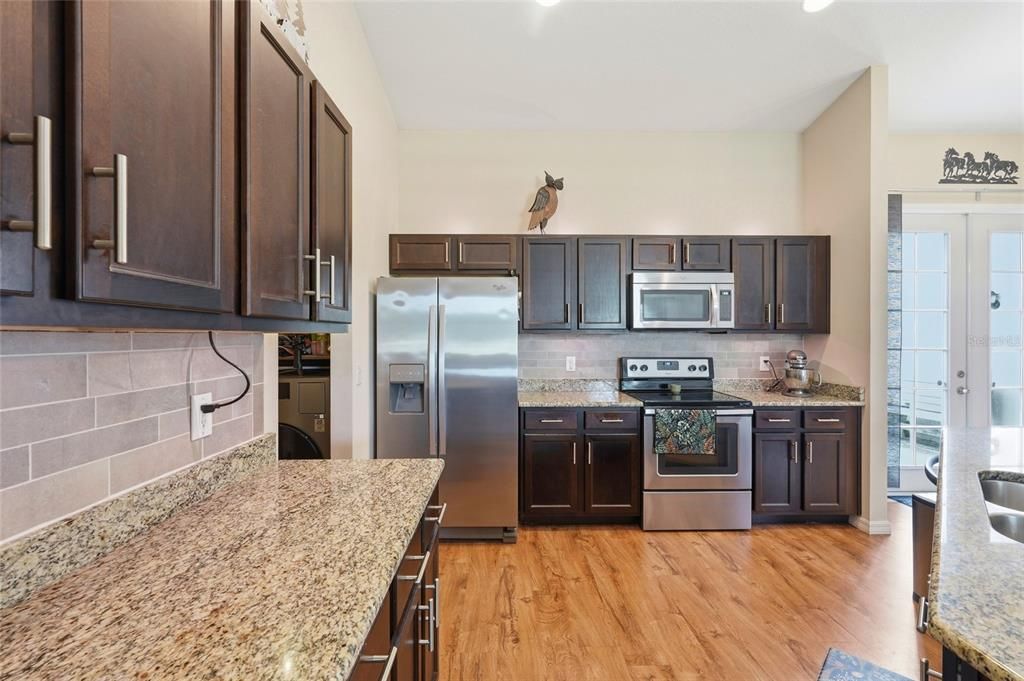 Active With Contract: $599,999 (3 beds, 2 baths, 1664 Square Feet)