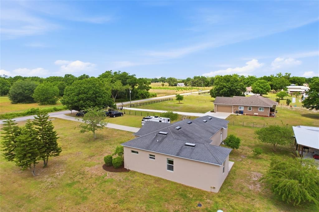 Active With Contract: $599,999 (3 beds, 2 baths, 1664 Square Feet)
