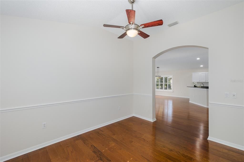 Active With Contract: $425,000 (3 beds, 2 baths, 1799 Square Feet)