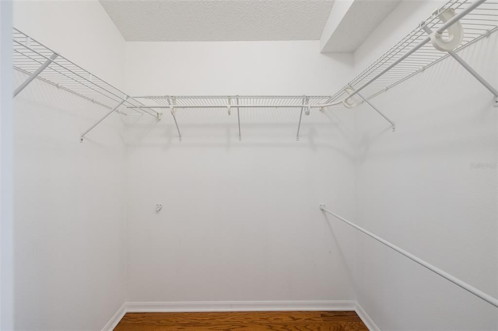 Active With Contract: $425,000 (3 beds, 2 baths, 1799 Square Feet)