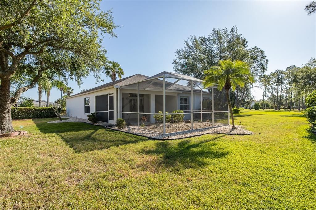 Active With Contract: $425,000 (3 beds, 2 baths, 1799 Square Feet)