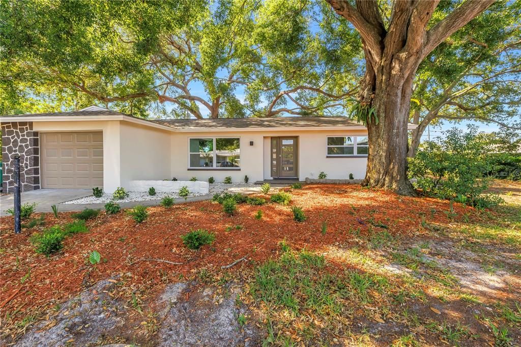 Vendido Recientemente: $475,000 (3 camas, 2 baños, 1587 Pies cuadrados)