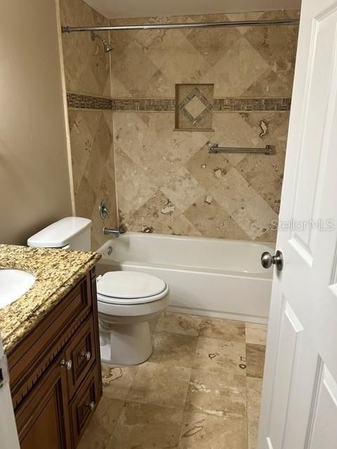 For Sale: $154,900 (2 beds, 2 baths, 897 Square Feet)