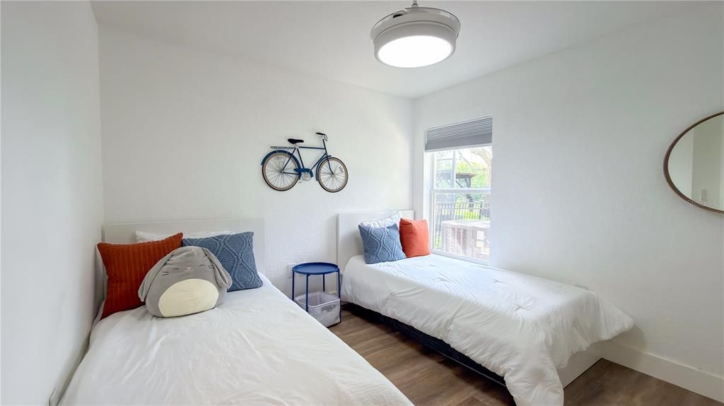 Active With Contract: $520,000 (4 beds, 2 baths, 1959 Square Feet)