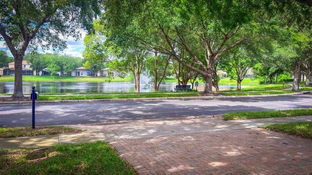 Active With Contract: $520,000 (4 beds, 2 baths, 1959 Square Feet)