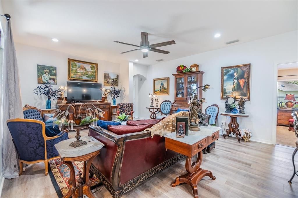 Active With Contract: $544,000 (4 beds, 3 baths, 2650 Square Feet)