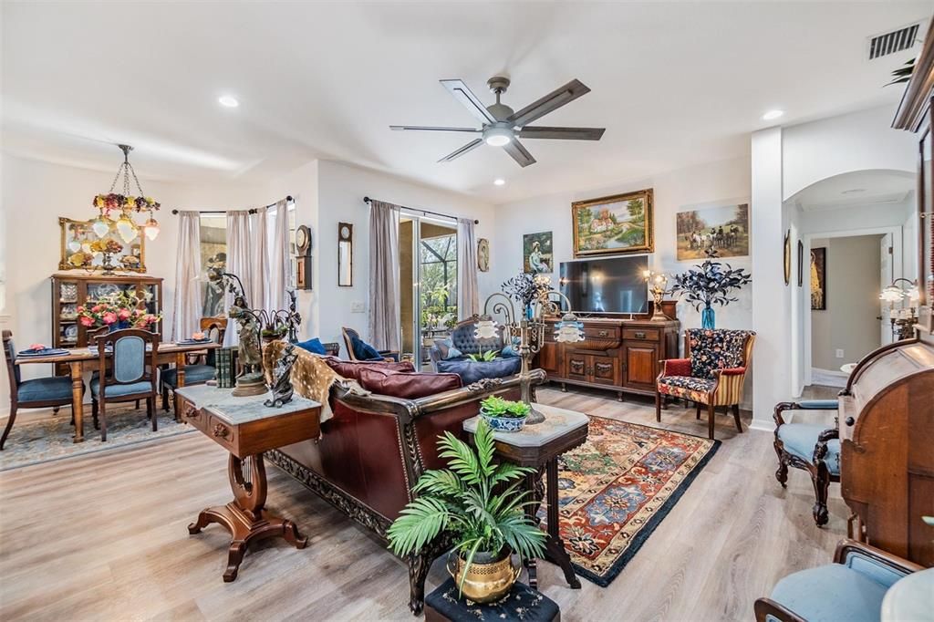 Active With Contract: $544,000 (4 beds, 3 baths, 2650 Square Feet)