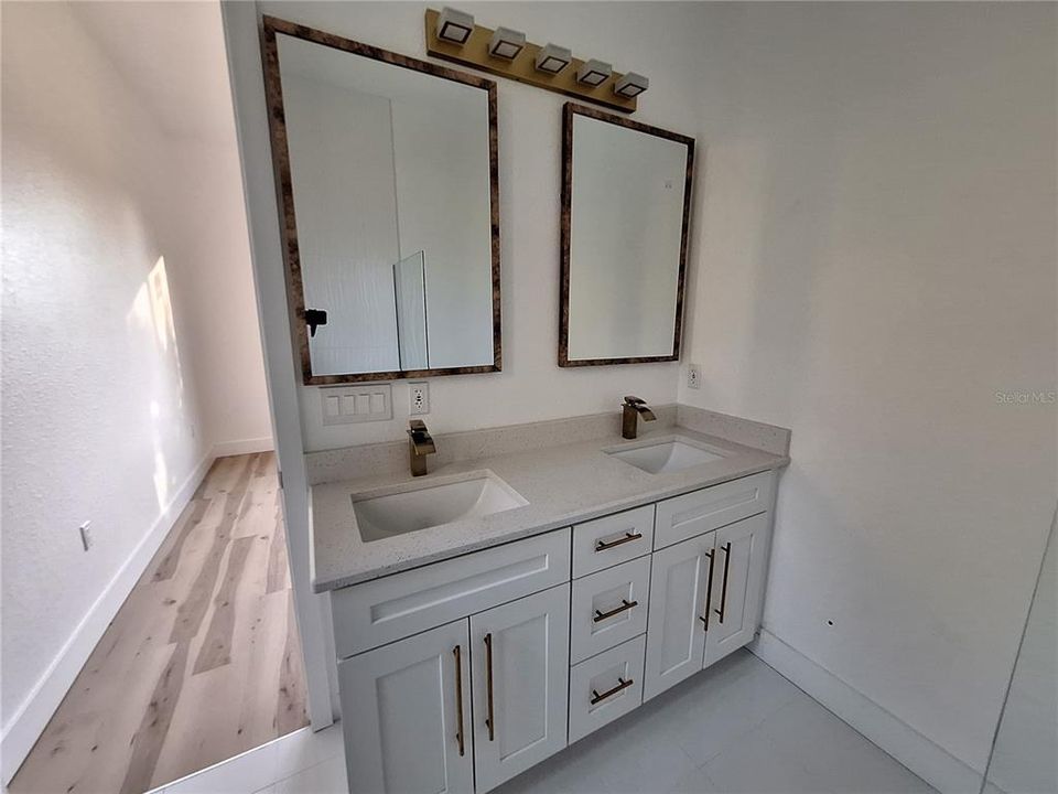 В аренду: $2,125 (3 спален, 2 ванн, 1738 Квадратных фут)