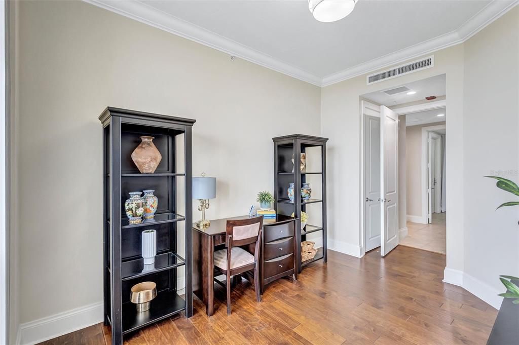 For Sale: $899,000 (4 beds, 3 baths, 2930 Square Feet)