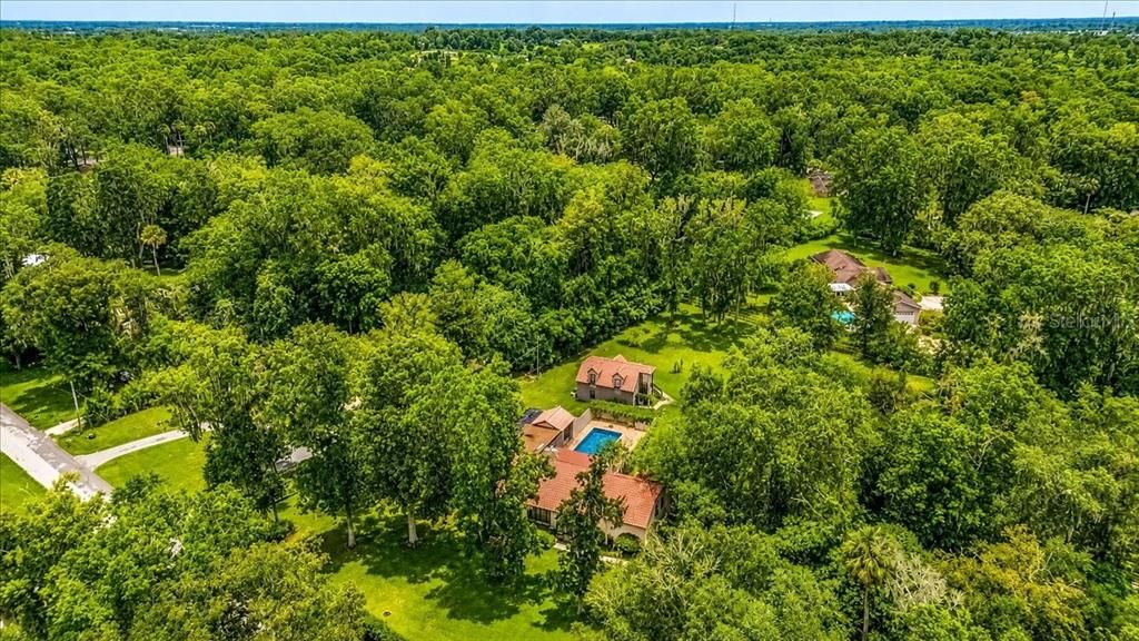 Под контрактом: $749,000 (4 спален, 5 ванн, 5010 Квадратных фут)