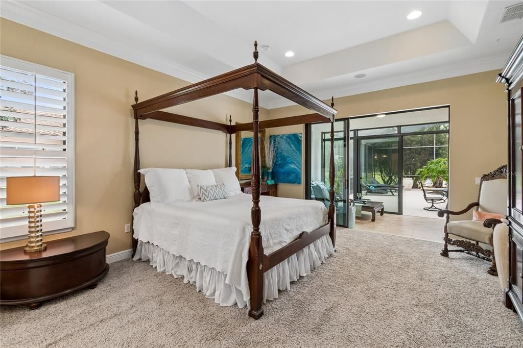 Activo con contrato: $665,000 (3 camas, 3 baños, 3088 Pies cuadrados)