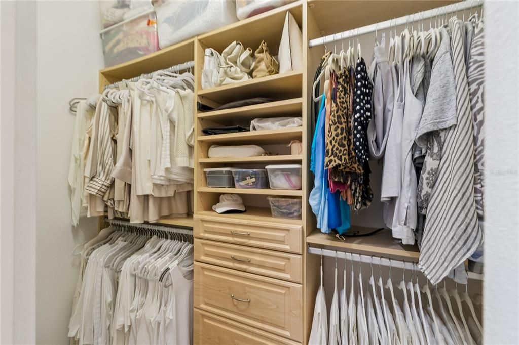 Activo con contrato: $665,000 (3 camas, 3 baños, 3088 Pies cuadrados)