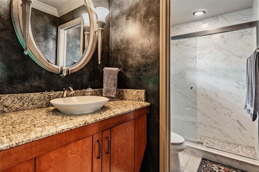For Sale: $2,525,000 (5 beds, 4 baths, 6104 Square Feet)