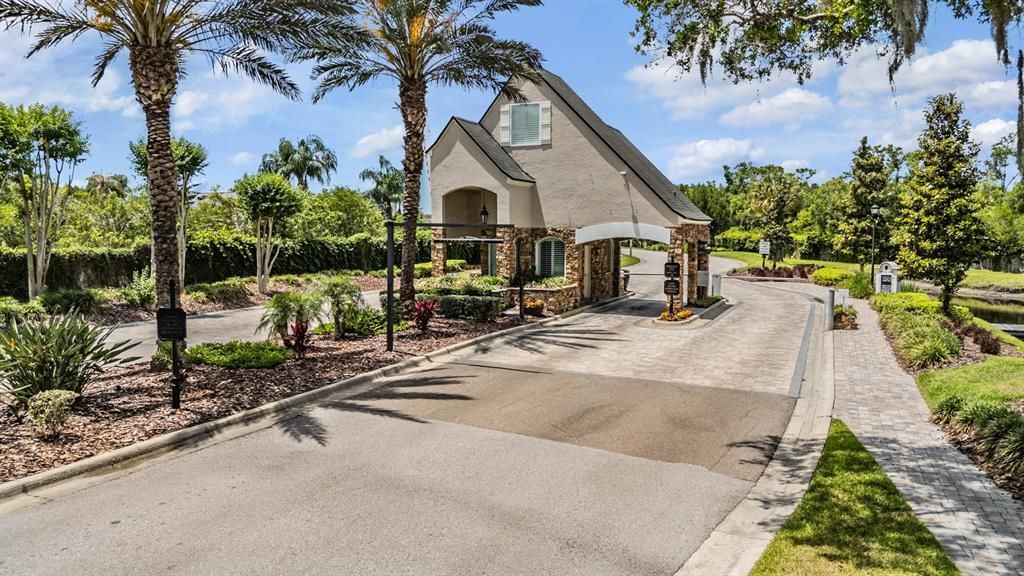 For Sale: $2,525,000 (5 beds, 4 baths, 6104 Square Feet)