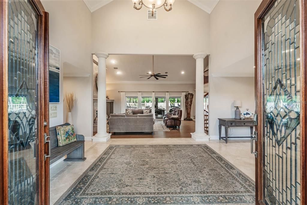 For Sale: $2,525,000 (5 beds, 4 baths, 6104 Square Feet)