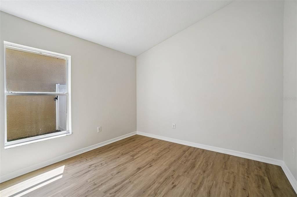 For Sale: $309,900 (3 beds, 2 baths, 1414 Square Feet)
