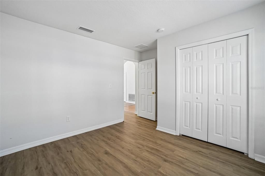 For Sale: $309,900 (3 beds, 2 baths, 1414 Square Feet)