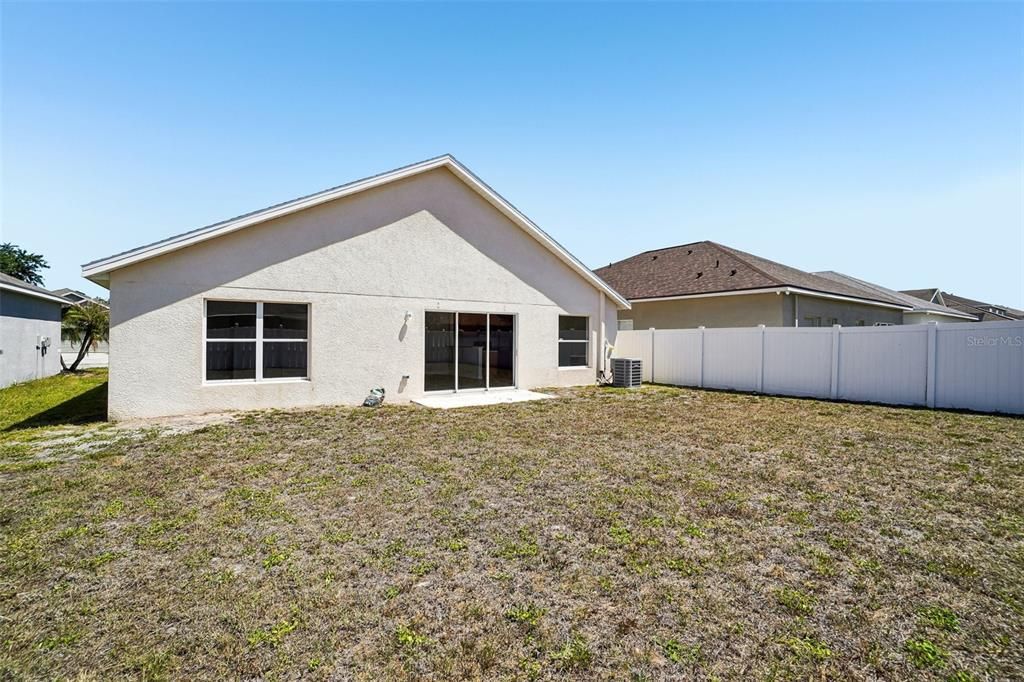 For Sale: $309,900 (3 beds, 2 baths, 1414 Square Feet)