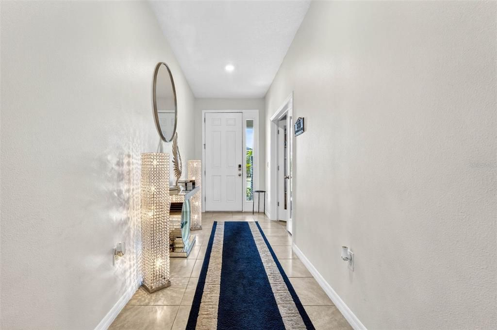 Activo con contrato: $665,000 (4 camas, 3 baños, 3360 Pies cuadrados)