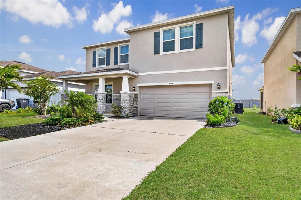 Activo con contrato: $665,000 (4 camas, 3 baños, 3360 Pies cuadrados)